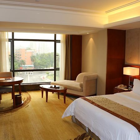 Rongjiang Hotel Jieyang Exterior photo