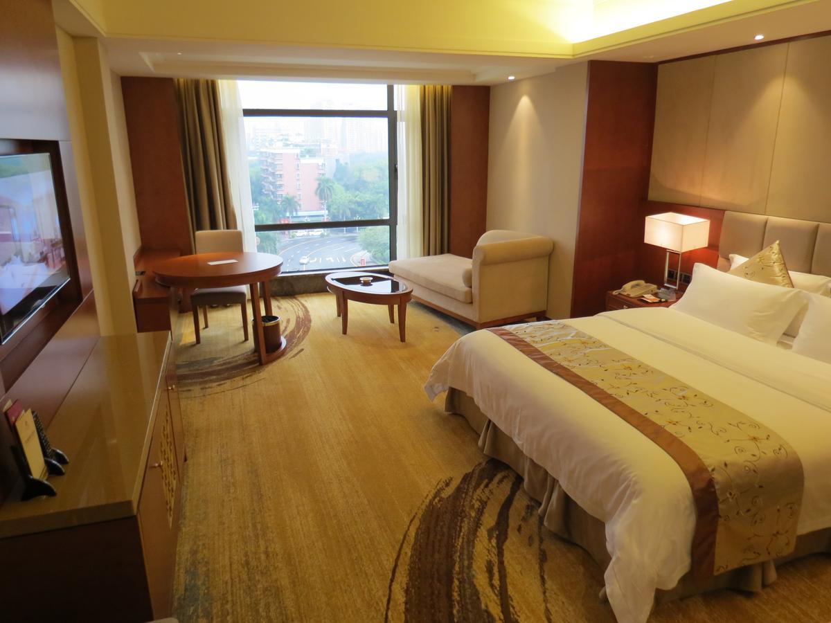 Rongjiang Hotel Jieyang Exterior photo