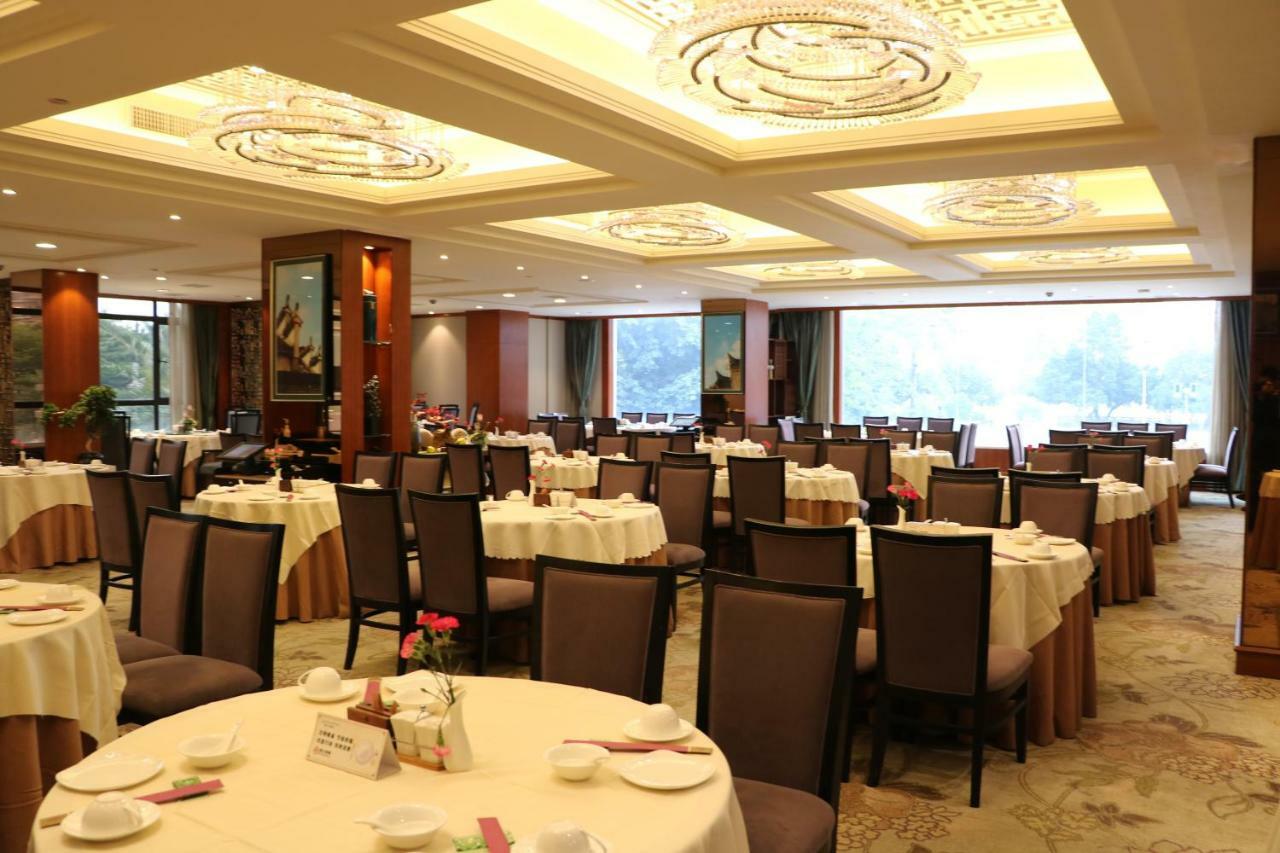 Rongjiang Hotel Jieyang Exterior photo